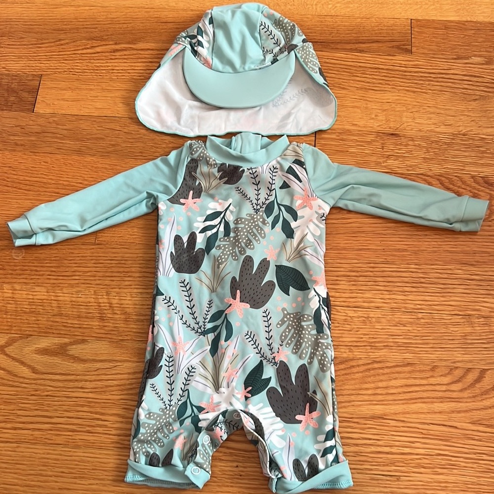 Baby girl bathing suit and hat